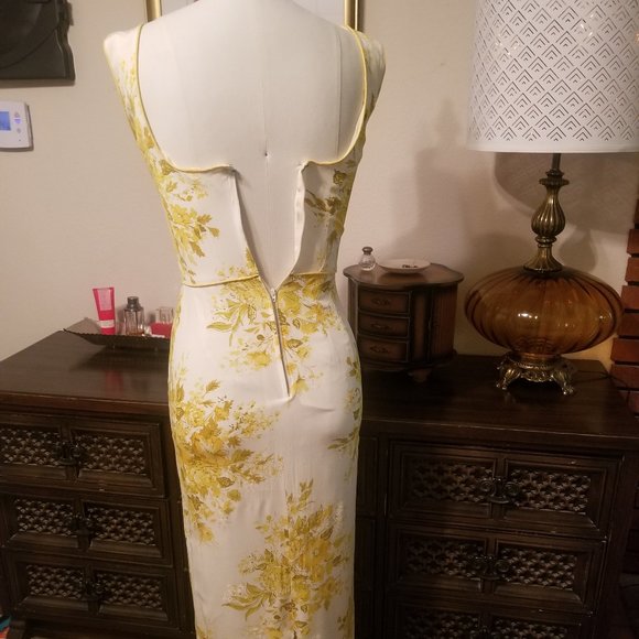 Sexy Sixties Style Pencil Dress for Parties - Picture 12 of 13